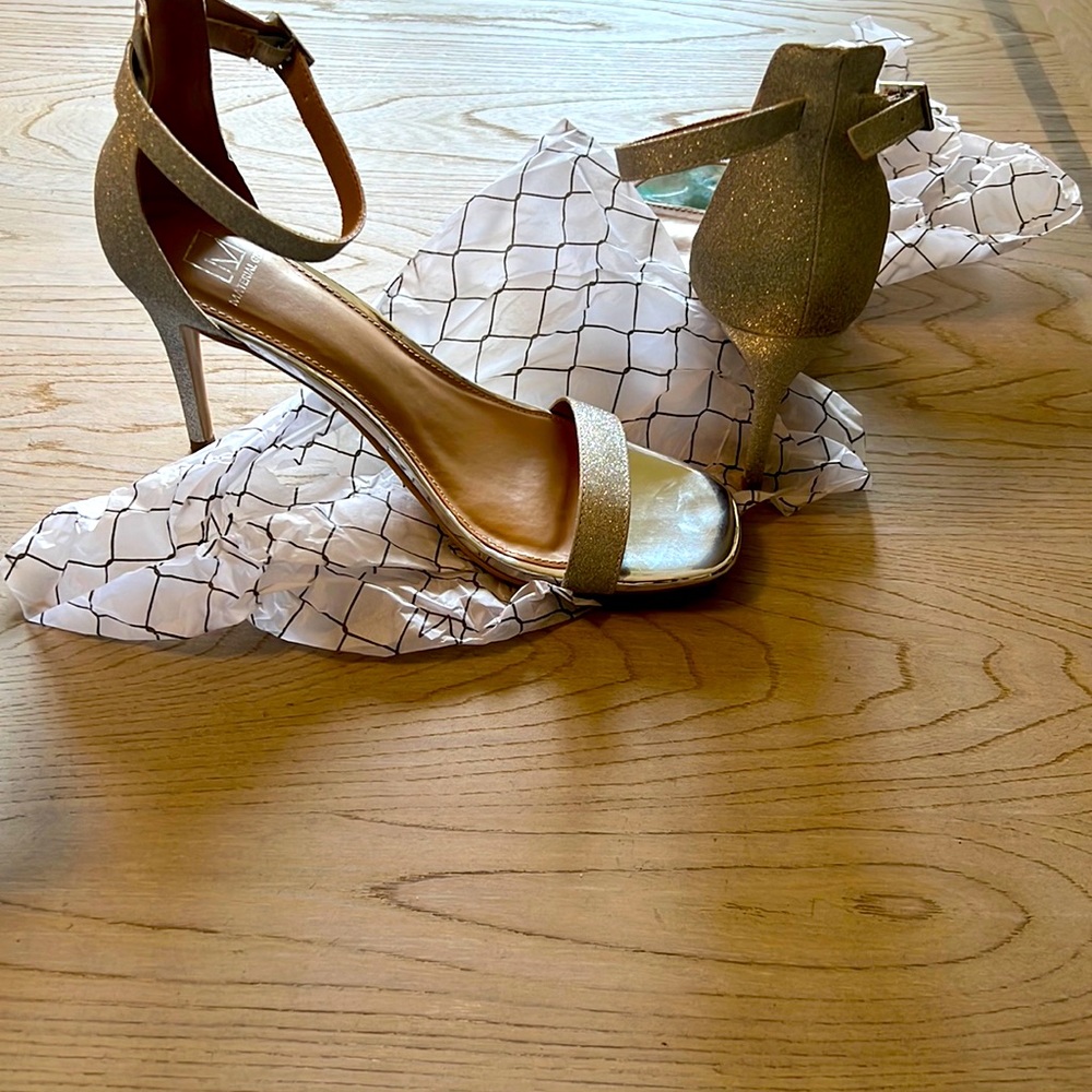 MATERIAL GIRL size 11 Silver Glittery Open Toe Heels